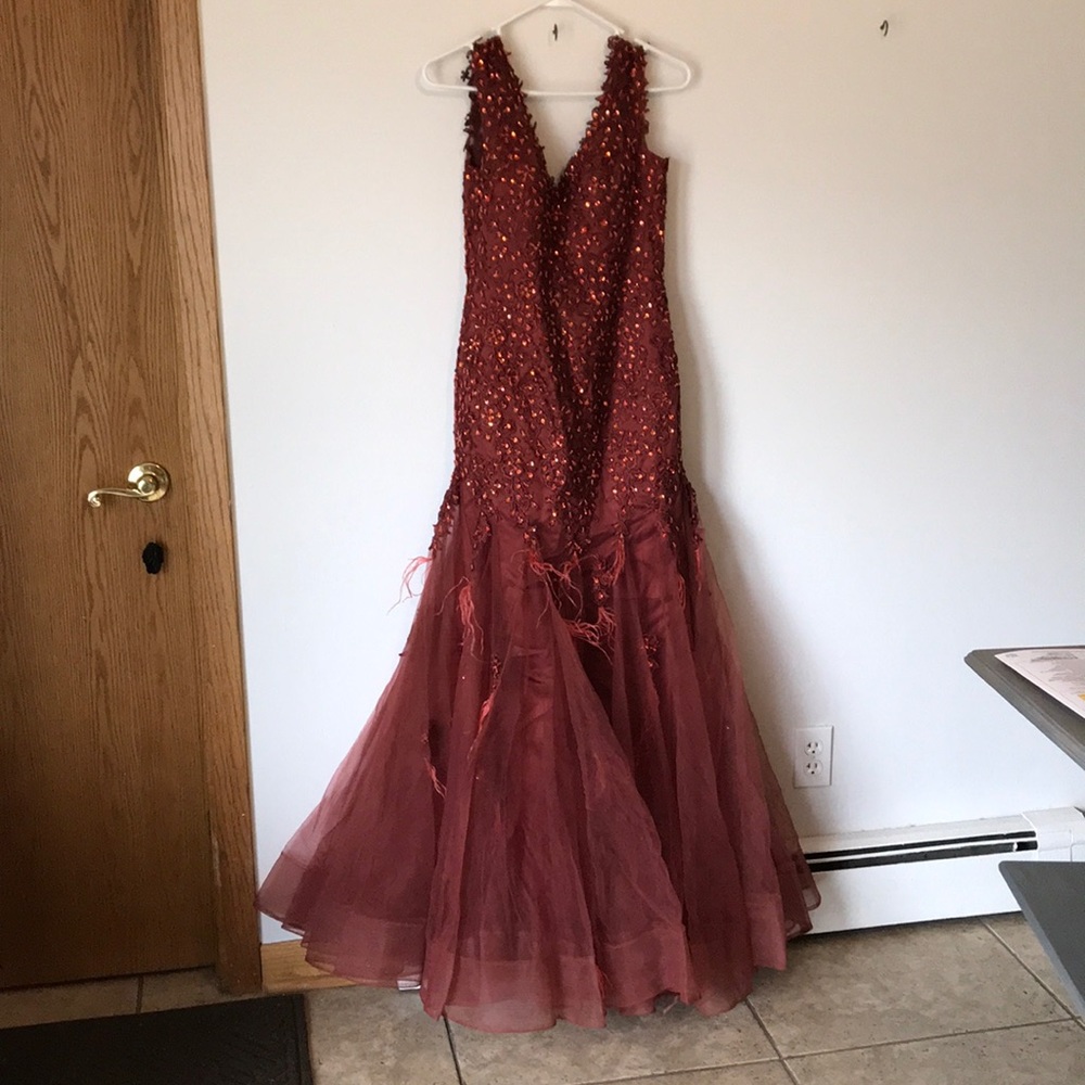 Burgundy V-neck Long Dress